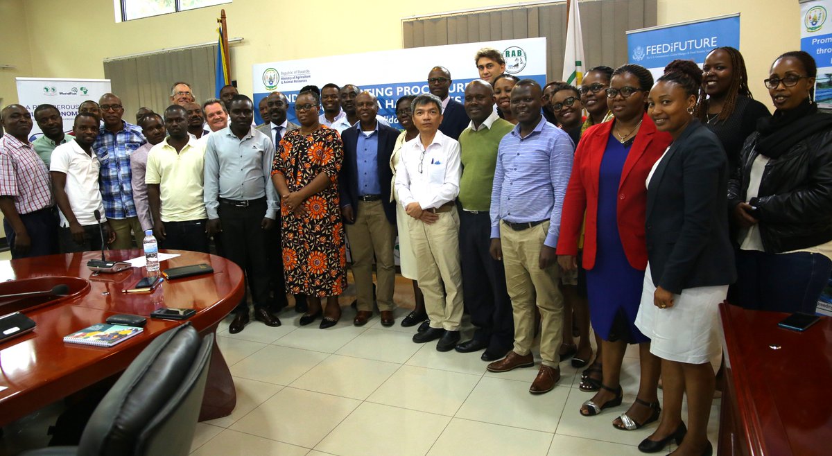 RwandaAgri's tweet photo. Today at MINAGRI, a workshop was held to validate Standard Operating Procedures (SOPs) for tilapia hatcheries. Participants at the meeting include managers of fish hatcheries in Rwanda, fish and aquaculture sector stakeholders, experts, investors, and researchers among others. https://t.co/jhGBQVVpD3