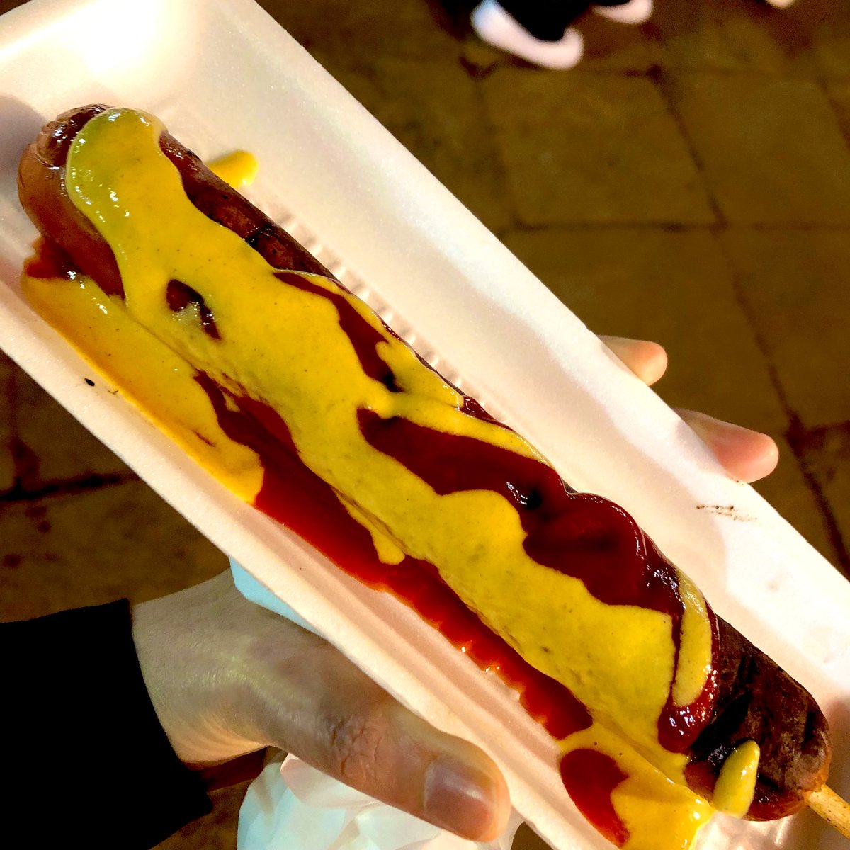 ケチャップとマスタードがファンキーなやつ… https://t.co/numcDS0Dpu