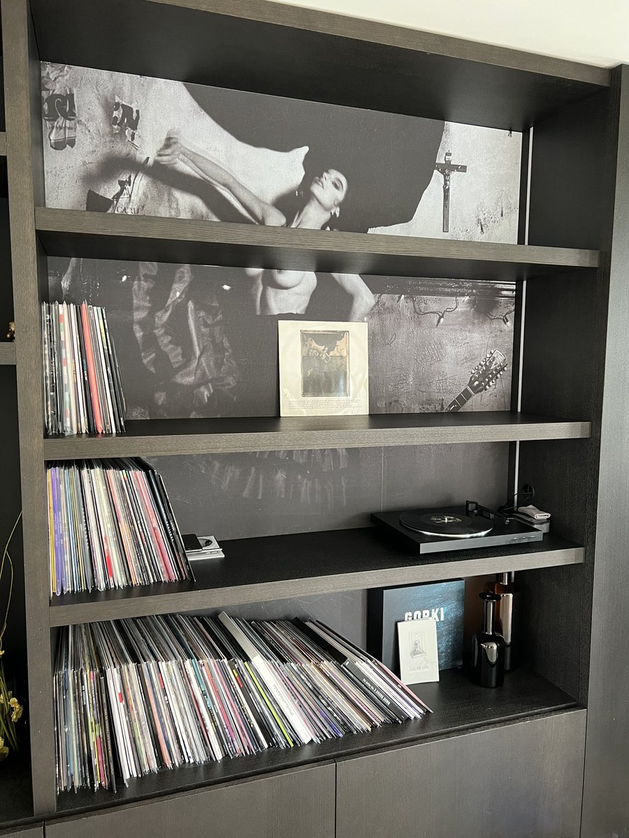 Klisse's tweet photo. #surferRosa is 35 years old! The best album ever made! #BoneMachine #Cactus @PIXIES @stubru @MicheleCuvelier @eppojanssen https://t.co/XZkJi7PAjX