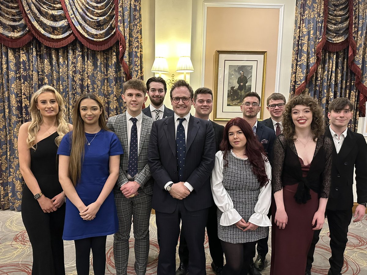 YC_Bolton's tweet image. A fantastic @BoltonTories fundraiser with @TomTugendhat, @CGreenUK and @Mark_Logan_MP! 🎉

We have raised a great deal of funds for our election campaigns to #KeepBoltonBlue. 💙

Moreover, a huge thanks to each of you for your support with YC. 👍

Get in touch to get involved! 👏