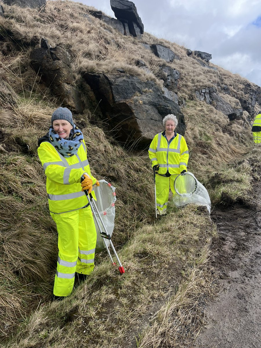 Litter Watch Calderdale (@lwcalderdale) on Twitter photo And they’re off! Let’s see what this awesome crew achieve today in the wind and rain 🌧️
Big Oldham Road Clean Up
<a href="/calderdale/">Calderdale Council</a> <a href="/KeepBritainTidy/">Keep Britain Tidy</a> <a href="/suez/">SUEZ</a>
#gbspringclean #gbspringclean2023 #litterwatchcalderdale #litterheroes And they’re off! Let’s see what this awesome crew achieve today in the wind and rain 🌧️
Big Oldham Road Clean Up
<a href="/calderdale/">Calderdale Council</a> <a href="/KeepBritainTidy/">Keep Britain Tidy</a> <a href="/suez/">SUEZ</a>
#gbspringclean #gbspringclean2023 #litterwatchcalderdale #litterheroes