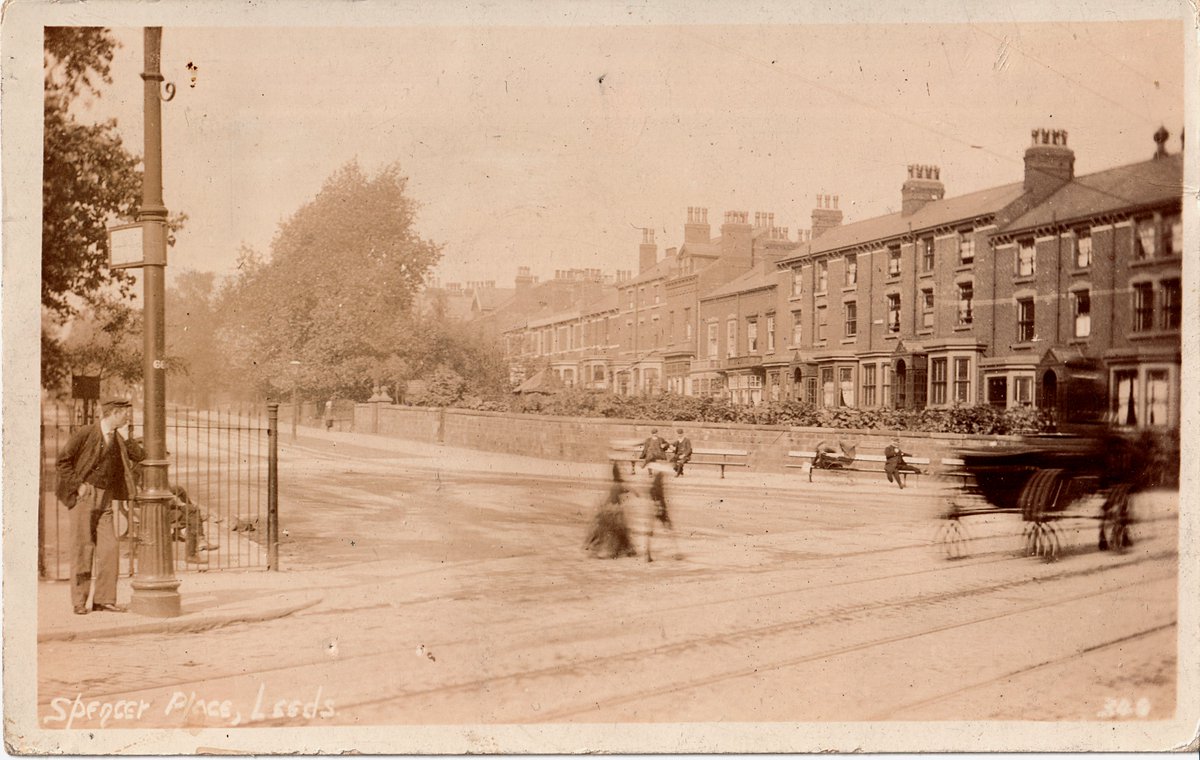 Old Leeds Postcards tweet media