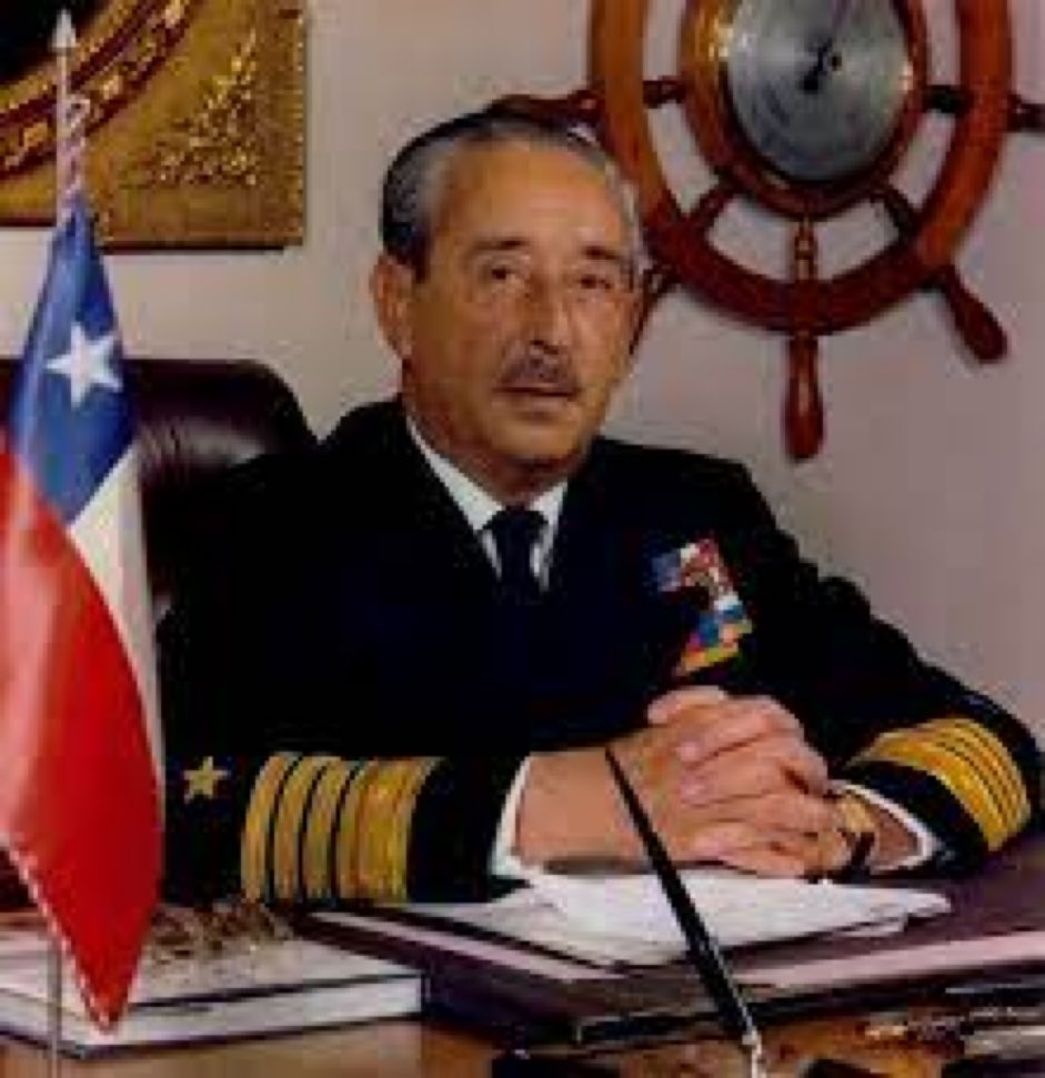 HeinrichObermol's tweet photo. Almirante José Toribio Merino Castro. Hombre insigne y héroe patrio. https://t.co/wnCWwMSNOC