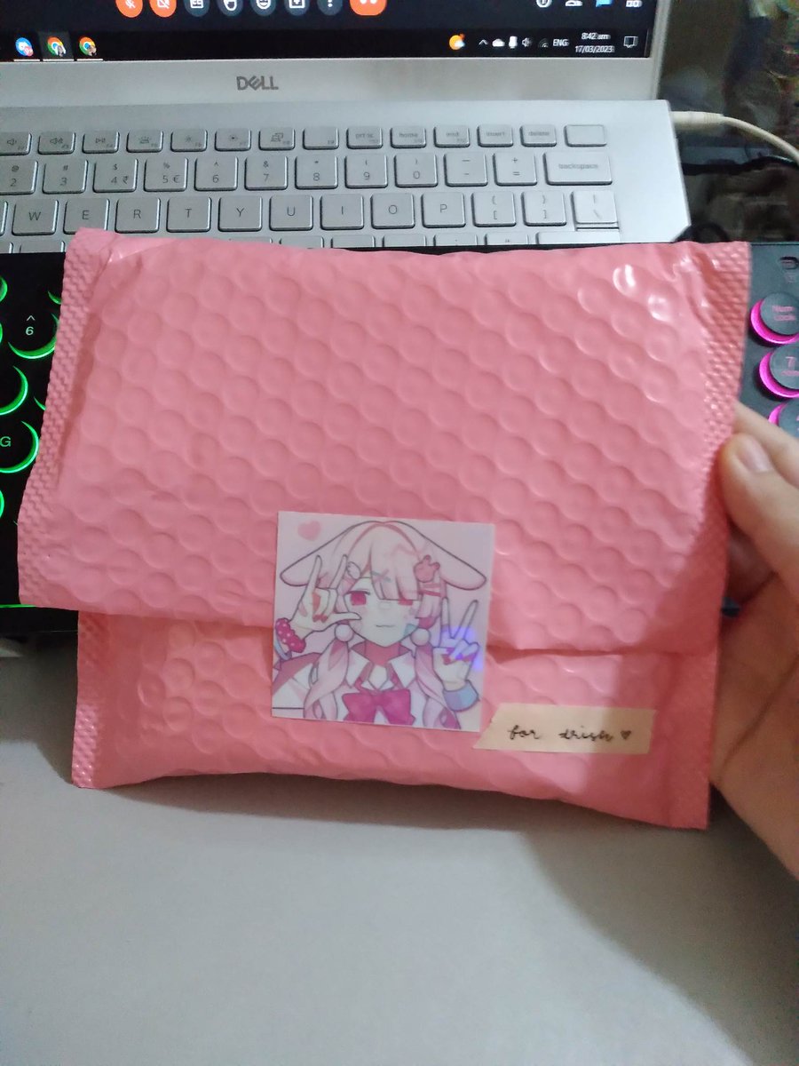 myoui_sz's tweet photo. ~ 💌 #szmails
HEHEHEHEHE @chaecubcub THE PARCEL FINALLY ARRIVED!! CUTE PACKAGING ><
THANK UUUU (^o^) https://t.co/O5uHzawPCw
