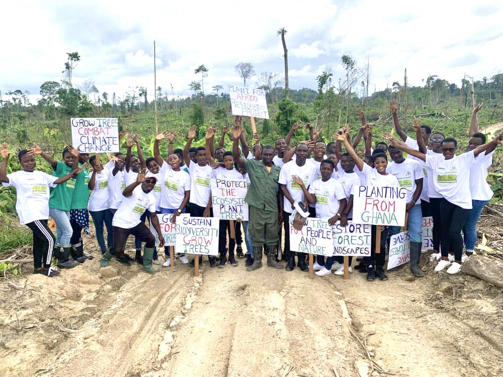 GoshenGlobal's tweet photo. Happy International Day of Forest is a fitting mantra for what is needed to solve the twin challenge of climate change and biodiversity loss. To have a healthy living and a safer environment, our forests must be protected. @restoreforward  @onetreeplanted @forestservice https://t.co/XEsHhUS0DA