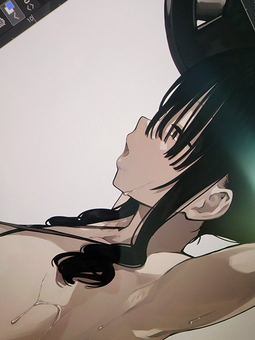 五葉ちゃん描いてる 