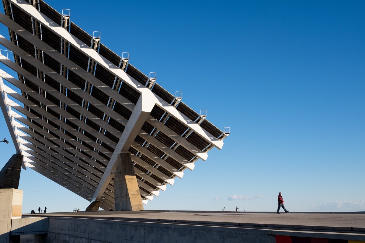 Estem en un context de #TransicióEcològica. Les demandes metabòliques seran diferents i els recursos més escassos. És per això que cal planificar l’espai dels futurs #ServeisTècnics, especialment en matèria d’#Energia i el #CicleAigua 🔅📡💦(13/15).