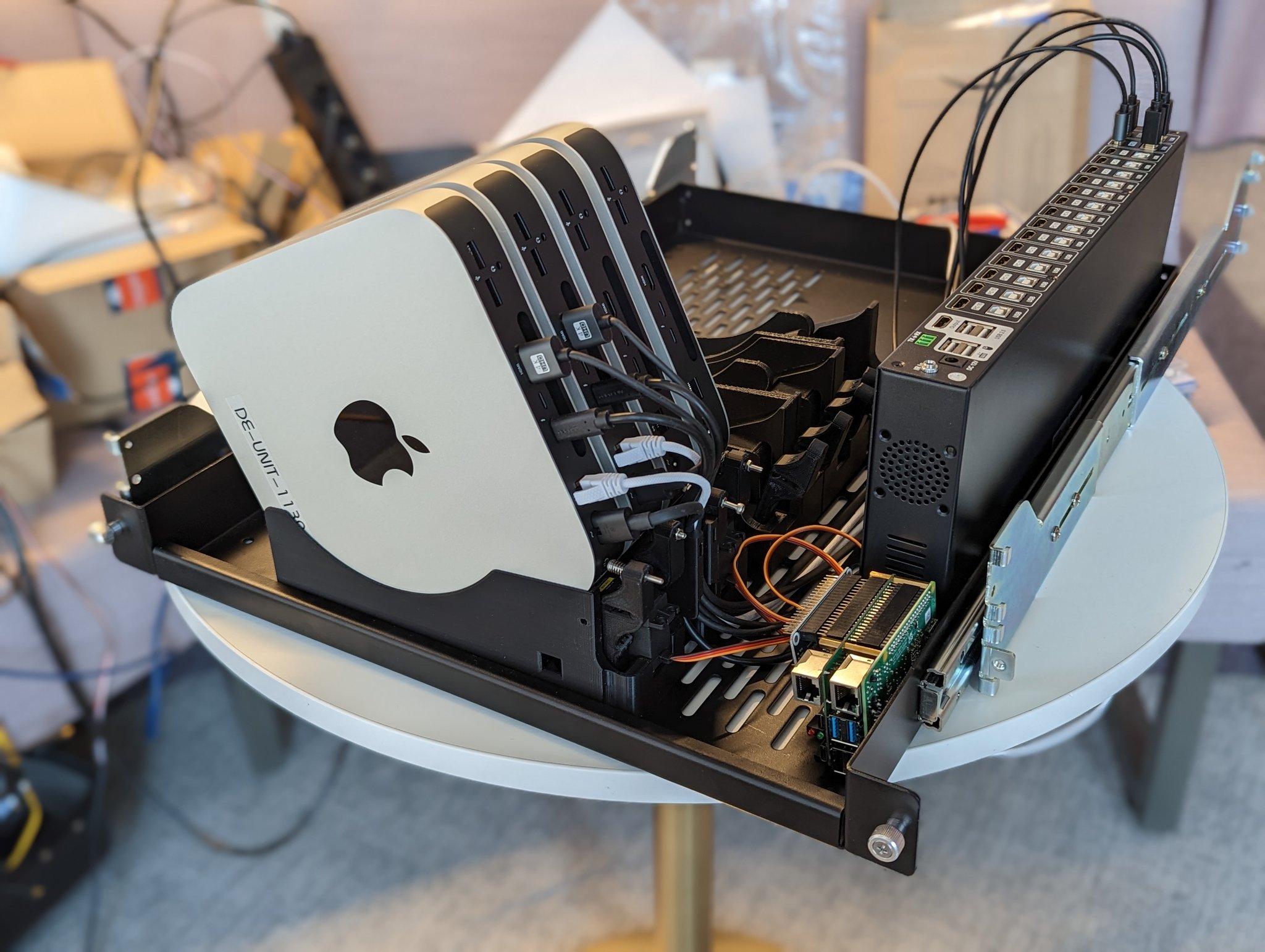 Ivan Kuleshov on X: “Mac minis KVM stand v3 In progress https://t 