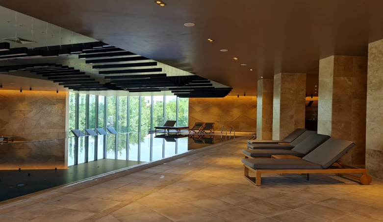 WellnessOneG's tweet photo. Our Home Pool and Spa Wellness complex offers a complete wellness facility, a luxury relaxation area, and a stunning swimming pool &amp; changing room within a state-of-the-art structure.

Direct Message Us or visit our website https://t.co/bEbV2cb4Xl

#wellness #HealthyLiving https://t.co/GTCRXgLUmi