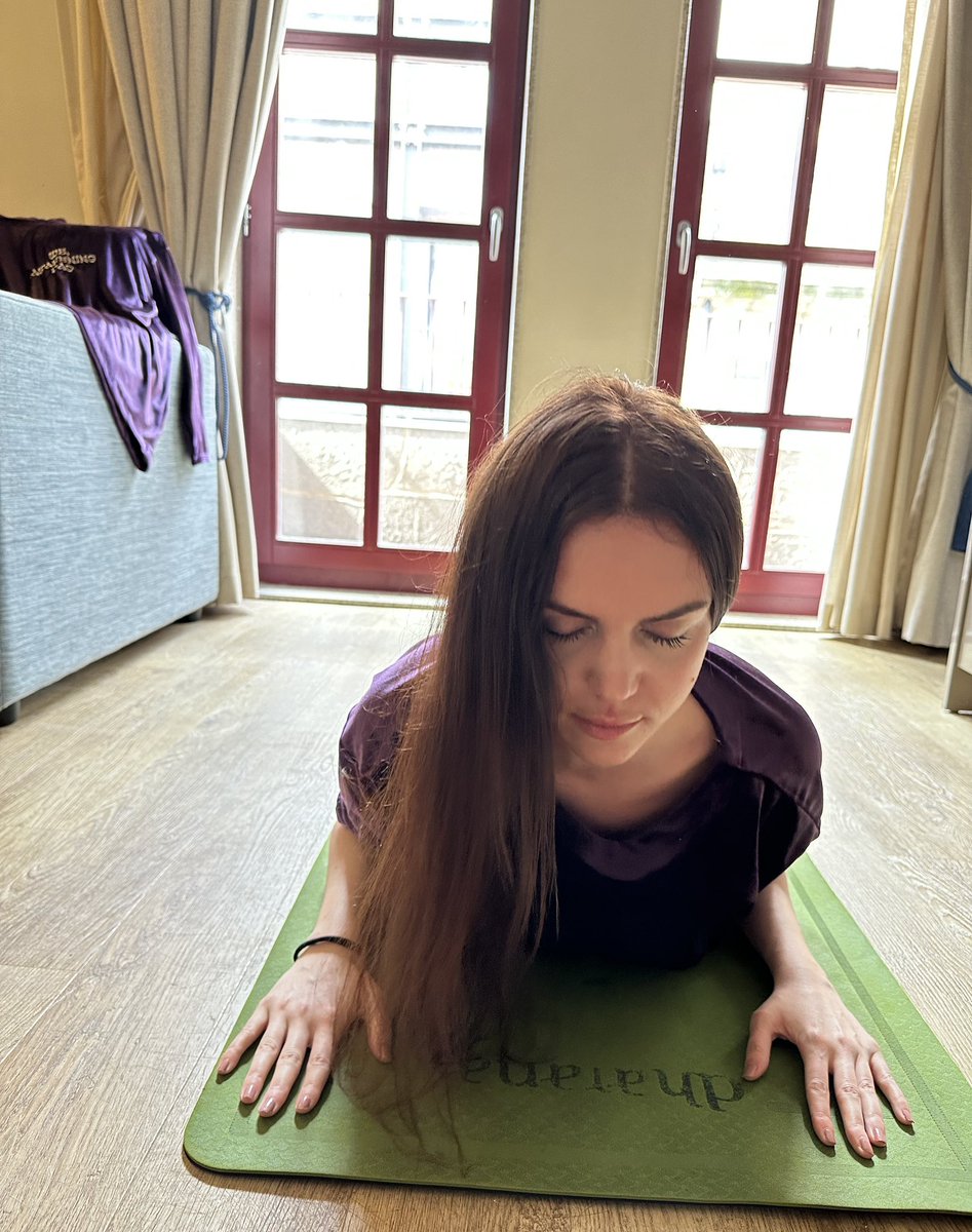 Awakening_DAO's tweet photo. we all enjoyed #ETHPORTO now just take a deep breath… 🙏🏻🧘🏻‍♀️
#yoga 

@eth_porto #dehouse @DeHouseDAO https://t.co/WD4Dy5Tnau