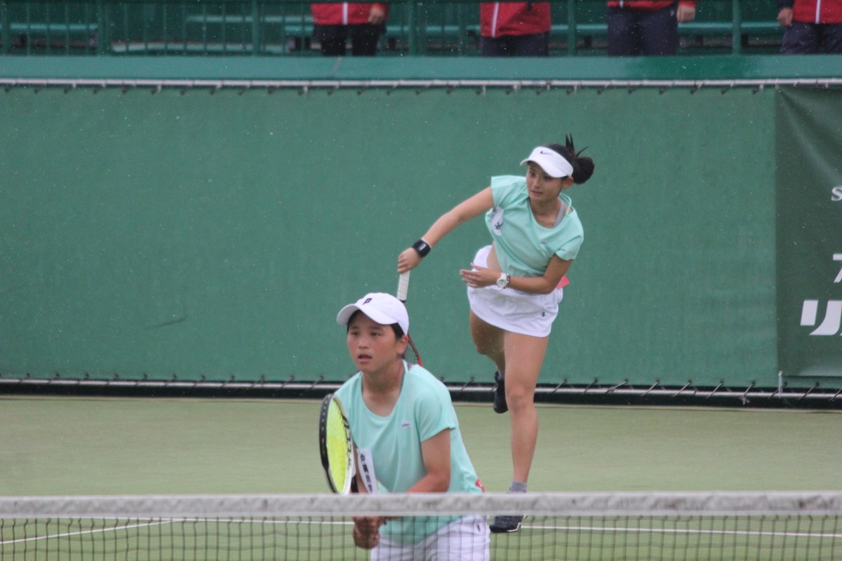 tennis365's tweet photo. 🎾大正製薬リポビタン第45回全国選抜高校テニス大会

男女団体戦1回戦の様子をお届け❗
勝負のかかるダブルス🔥
凄まじい緊張感が伝わってきます💦

#テニス #tennis #大正製薬リポビタン第45回全国選抜高校テニス大会 #選抜高校テニス https://t.co/V78t2dmPAO