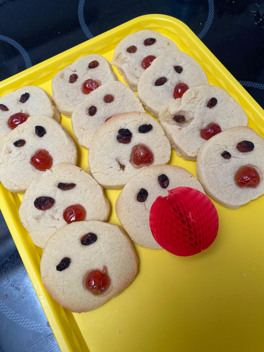 StJamesElstead's tweet photo. The children and staff had lots of fun raising money for Comic Relief on Friday. There is still time to donate at our fundraising page https://t.co/4Yx5HEvaQY #stjamesprimaryelstead #comicrelief #primaryeducation https://t.co/rMEOHw1Nxc