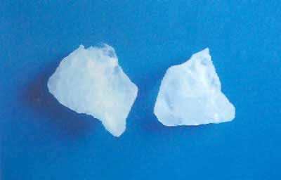 CurableSmoothie's tweet photo. The #ChineseHerbs - #BaiFan or #MingFan (Alumen) https://t.co/eV9UvNF4zk https://t.co/g2bx6TlpeH