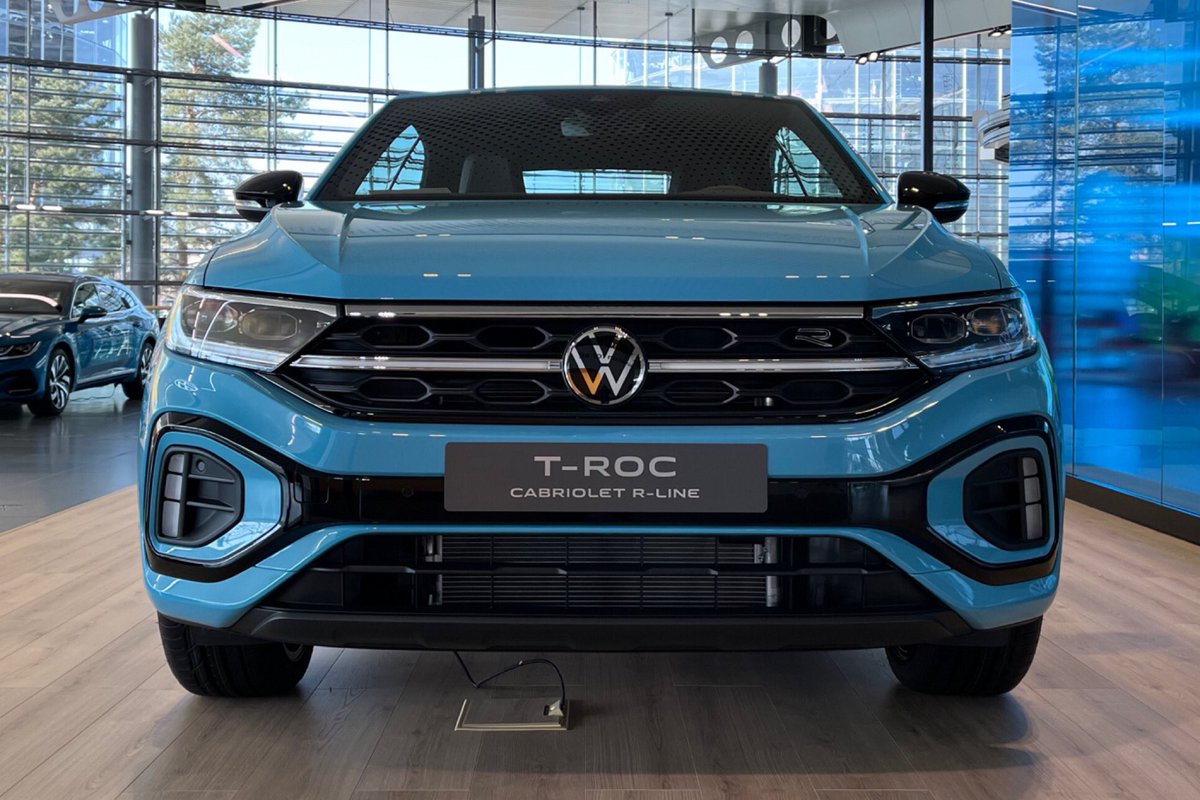GACONNECTION96's tweet photo. T-ROC Cabriolet R-Line

#vw #autostadt #volkswagen #vwtroc #vwtroccabriolet #troc #trocline #cabriolet #rline #vwgram #volkswagengroup #motorsports #suv #vwlife #vwlifestyle #vagtuning #carlife #carlifestyle #cargram #carspotter #caroftheday  - https://t.co/9maaAWGadQ https://t.co/TDXcXEs30F