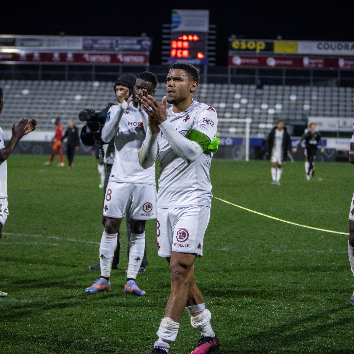 #QRMFCM [ ℙ𝕣𝕠 ] 💫 Passeur décisif face à @QRM, @MatthUd_ est votre Grenat du match ! 🗳 𝗟𝗲 𝗰𝗮𝗽𝗶𝘁𝗮𝗶𝗻𝗲 𝗴𝗿𝗲𝗻𝗮𝘁 𝗮 𝗿𝗲́𝗰𝗼𝗹𝘁𝗲́ 𝟯𝟯% 𝗱𝗲𝘀 𝘃𝗼𝘁𝗲𝘀.