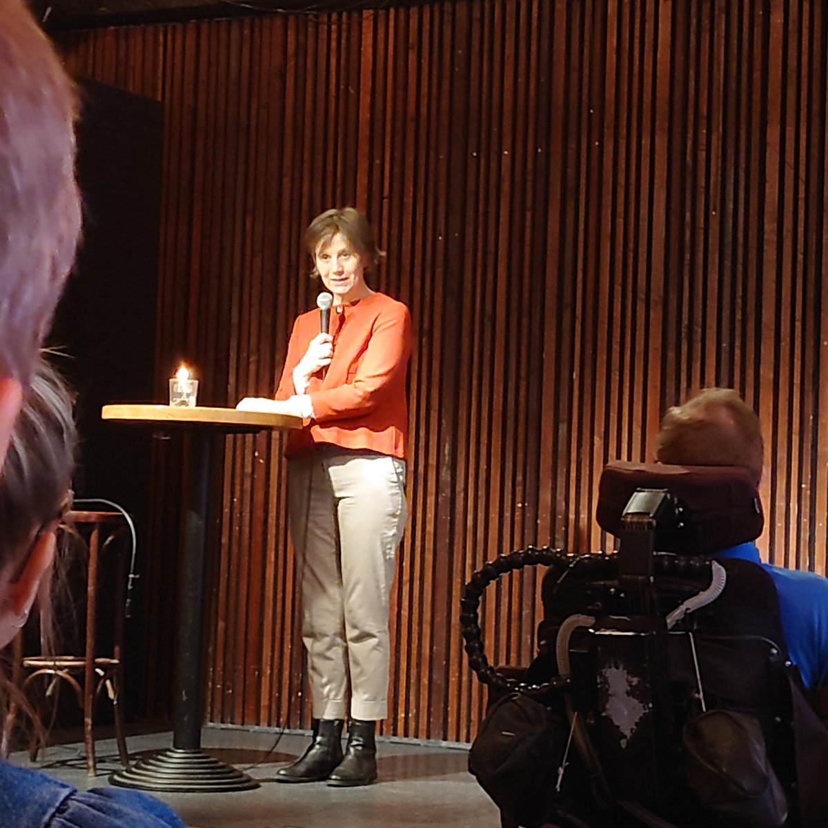 I dag er vi tilstede på årets Kontaktkonferanse med Barne- og Familiedepartementet. Årets tema er fremtidens organisasjoner og digitalisering av barns fritid. Det hentes innspill til Stortingsmeldingen  "trygg digital oppvekst".