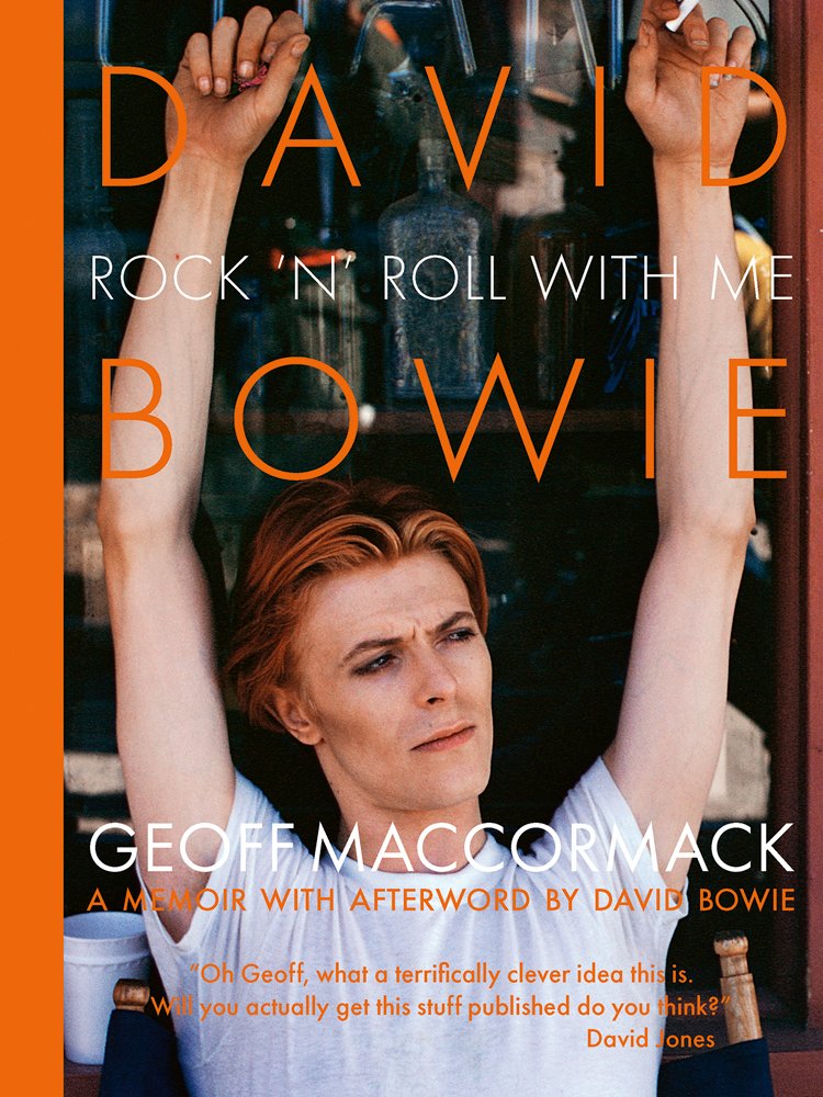 ACCArtBooks's tweet photo. The wonderful @LillySubbotin has included Geoff MacCormack's book 'David Bowie; Rock 'N' Roll With Me' in the @DailyMailUK 'Picture This' 
https://t.co/cPhYddEv9i.
Find out more about the must-have Bowie title here https://t.co/M3jQil5Qry

#DavidBowie #Bowie https://t.co/sq2TOuC5vS