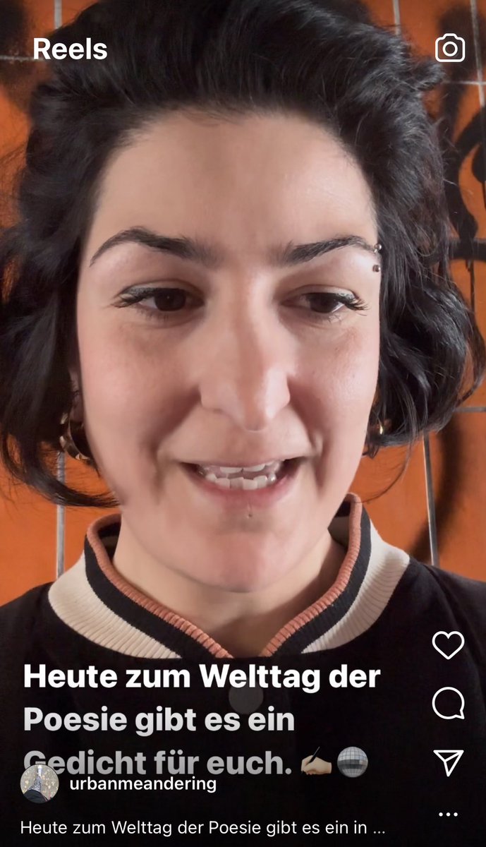 Heute zum Welttag der Poesie gibt es ein ganz dilettantisch selbst gefilmtes Gedicht über Stammkneipen von mir für euch. #welttagderpoesie <a href="/WeltPoesieTag/">Am 21.März ist "Welttag der Poesie"</a>