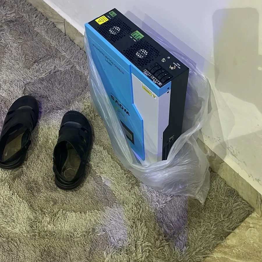 simileoluwa_89's tweet photo. Installation of a 5kva hybrid system 4 batteries and 8 panels in Rivers state

Designed to power the following;
12 light bulbs,2 television, microwave,1 freezer, 1hp pumping machine.
#carport #solarcarport #smarthome #inverter #solarexpert #abuja #lagosvendors #abujavendor https://t.co/Vzp5AM0TqL