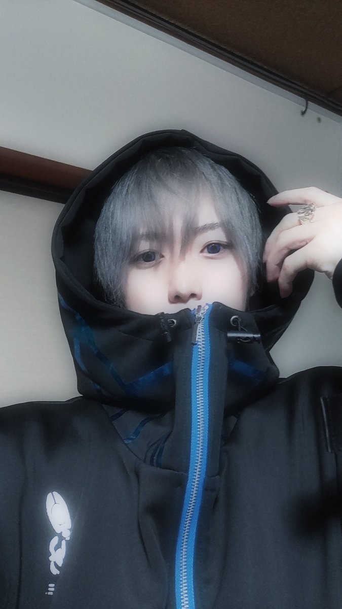R_W_LEVI's tweet photo. 【ililil×あのね。】
ずっと欲しいと思ってた あのね。ちゃんコラボサイバージャージパーカー！ついにGETしたぜ!!✨

#ililil
#イルイルイル https://t.co/BHcYNJ28yk