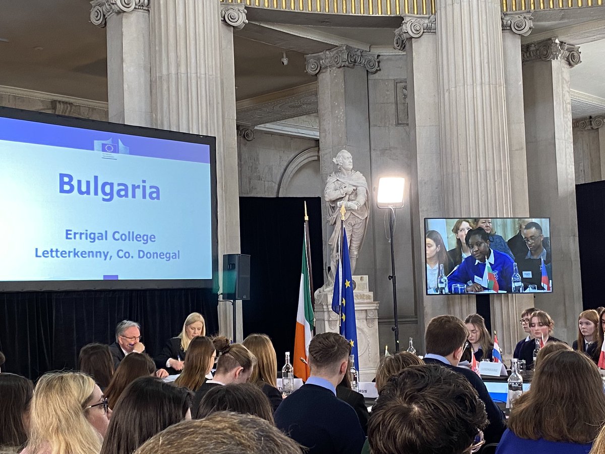 Priscilla has concluded the opening statement on behalf of Bulgaria 🇧🇬 

Our team are proposing to: Accelerate the EU’s Renewable Energy Transition, however, they also acknowledge the impact external factors will have on meeting these targets 🇪🇺

#ModelCouncil #WeAreDonegalETB