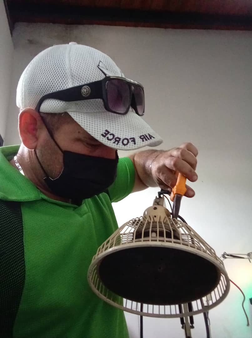 EdineidisPoll's tweet photo. CDI Coviaguard en el trabajo diario  
#SomosCuba 
#SomosContinuidad 
@Cubacooperabol2 
@CubaVa_Bolivar2 
@PerezAltunaga 
@AdanVillavicen5 
@CarlosYoendris 
@lianet_ana https://t.co/hUzDHFwvSp
