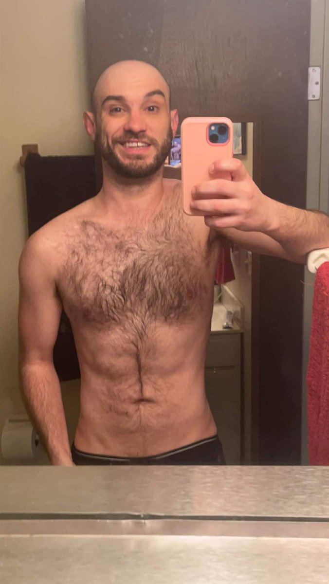 CumandFindout on Twitter "I love a nice hairy chest"