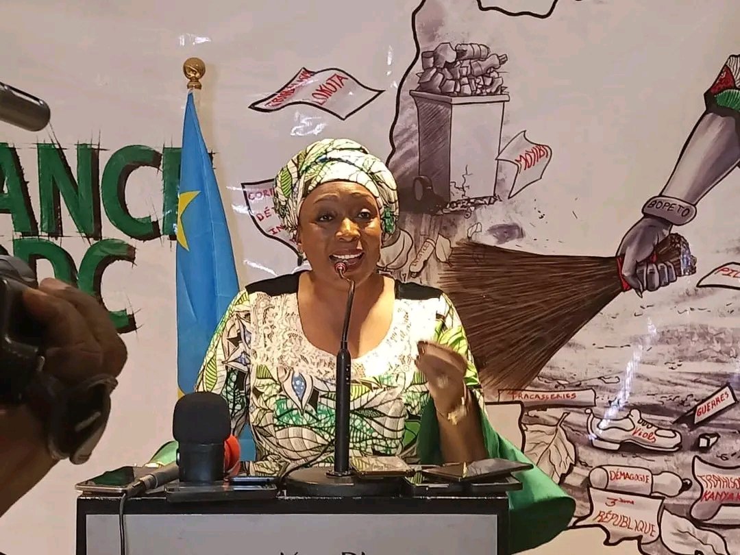 Jeuneconscient1's tweet photo. Mme @IfokuMarijo  plaide pour une transition de 2 ans.
Elle propose le report des élections en juillet 2025 : « Vs voulez qe #Tshisekedi quitte le pouvoir janvier (2024), élections ou pas, pour que qui le remplace ?  »
@AeNC_rdc https://t.co/fSPVlLwAuB