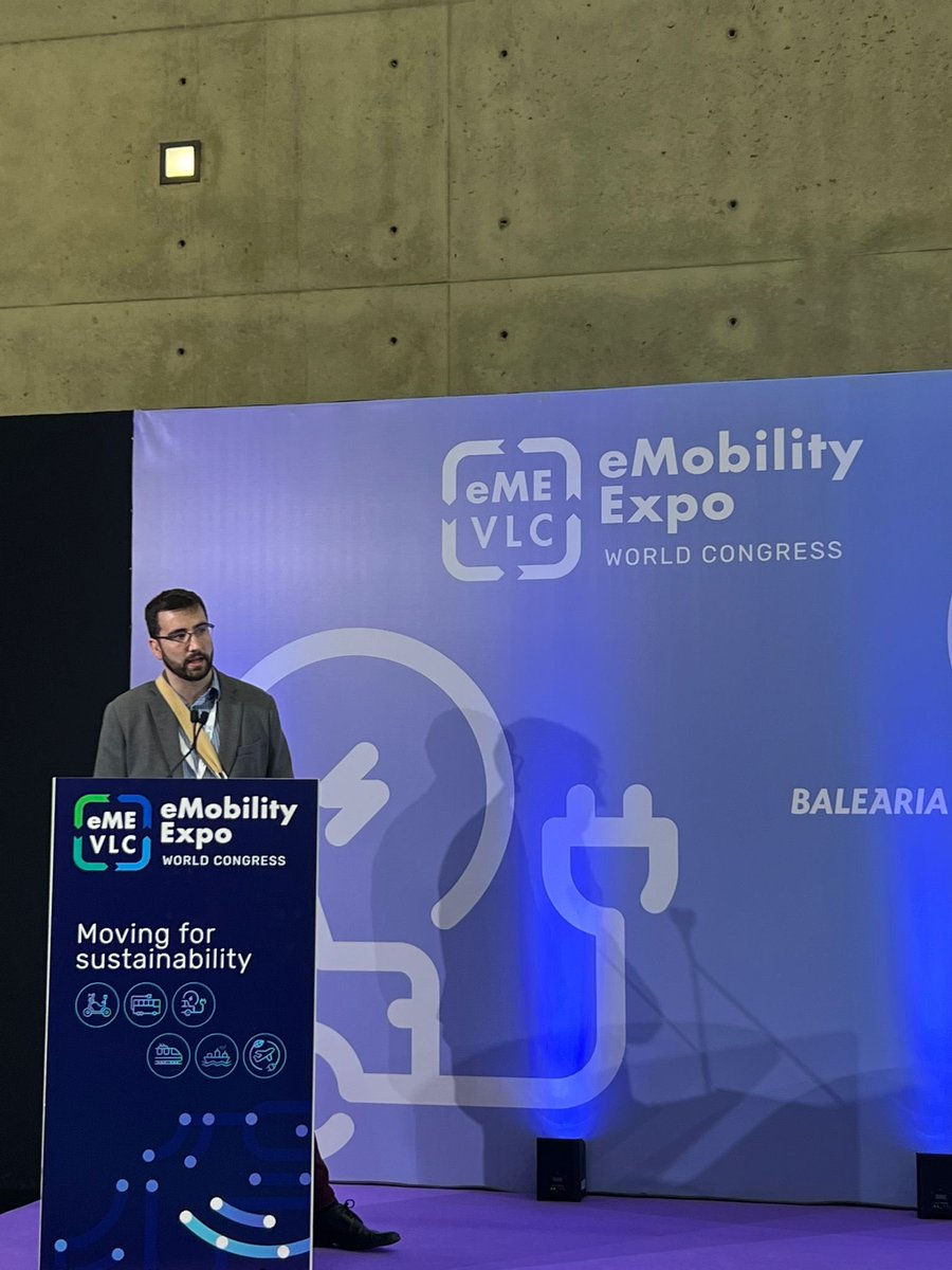 Victor Lejona from @CenexLCFC visited #eMobility2023 today to present 'There Life After BREXIT? Successful UK and EU case studies on sustainable transport.' Discover more! #EMEVLC2023