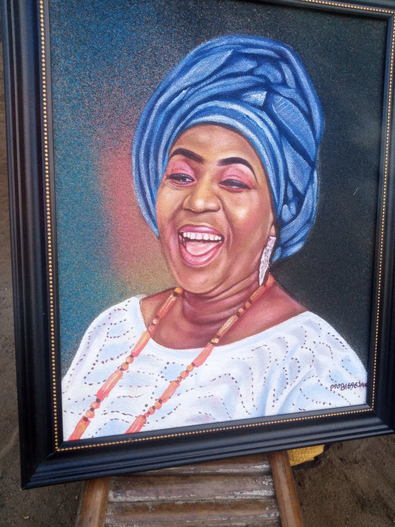 JumaDraw's tweet photo. @AanuoluwapoAd17 Good morning! 
I’m a visual artist , you can get your colored or pencil portrait here
Location: Lagos 
WhatsApp/ contact: 09081696240
Nationwide delivery 🚚 https://t.co/qlRmAKu54C