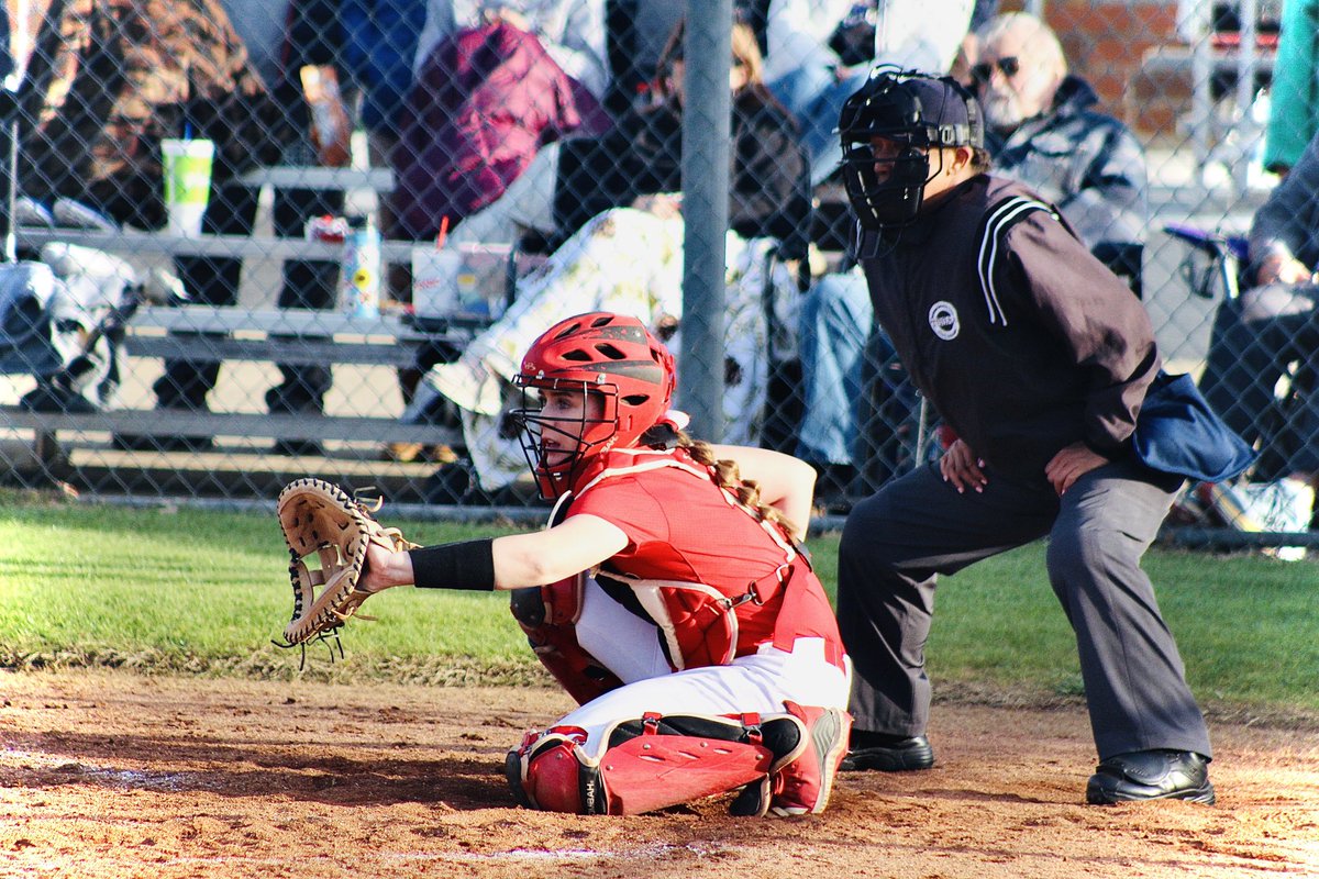 BroncosGoHard's tweet photo. Softball Season Is Upon Us. @wcsRHSat https://t.co/dSkBuBnsSV