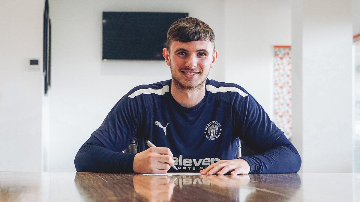 BlackpoolFC's tweet image. Young forward Brad Holmes has signed a contract extension, keeping him at Bloomfield Road until at least the summer of 2024.

blackpoolfc.co.uk/news/2023/marc…