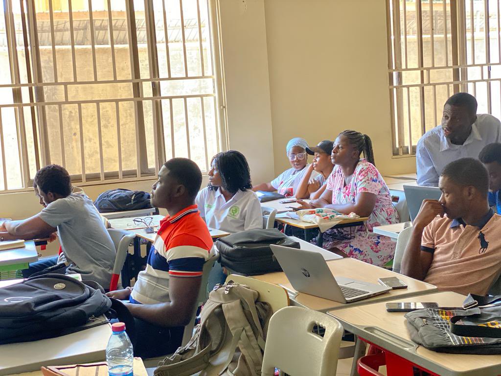 OFWAFRICA's tweet photo. After a successful Wikipedia 101 training led by @EAFRIM7 of the  @KWikihub, the final session of the course was held over the weekend.

The training entailed the practical aspect of the course where they got hands on experience contributing to @wikipedia https://t.co/H6DITmluA6
