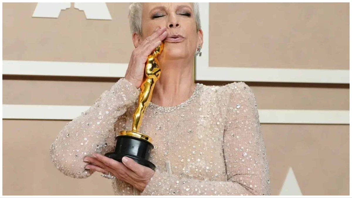 otakuanimeblog's tweet image. Jamie Lee Curtis Partner: Who is Christopher Guest?
#AngelaBassett #ChristopherGuest #JamieLeeCurtis

otakukart.com/544520/jamie-l…