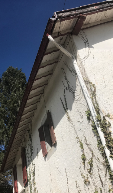 Zinc has a big advantage over many metals in that it does not have to be painted either to look attractive or to be protected