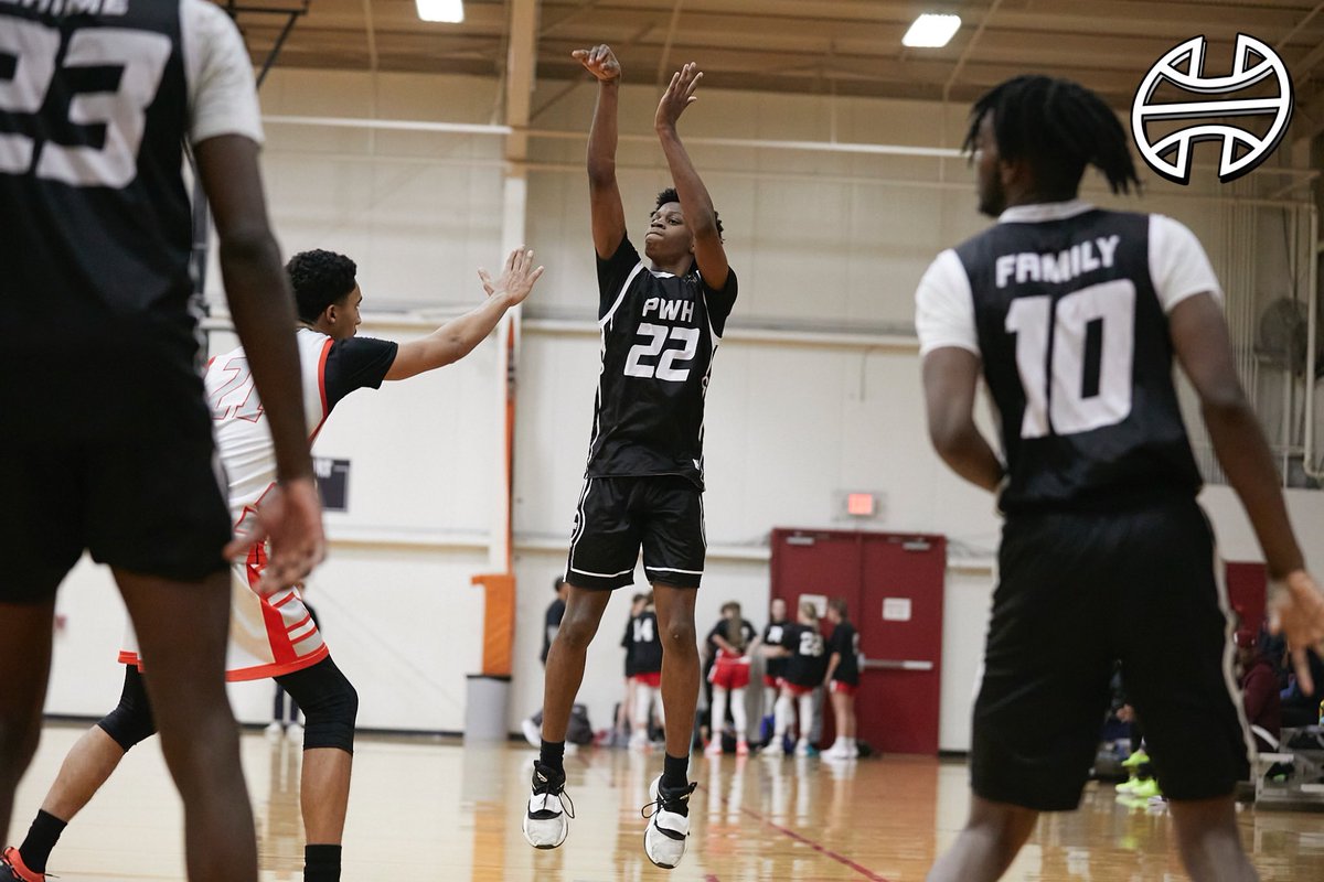 HoopSeenGA's tweet photo. The 17U division at Georgia Cup saw several players start their springs off on high notes. 

Here are six of the guys you need to know from the event. 

STORY: https://t.co/cC4eDxAJt2 https://t.co/d1f9O5UoS5