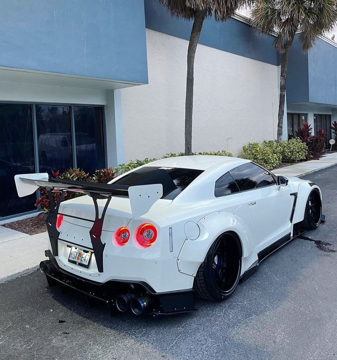 DailyGTRTM's tweet photo. Liberty walk Casper R35 👻 https://t.co/htFmz4mXd7