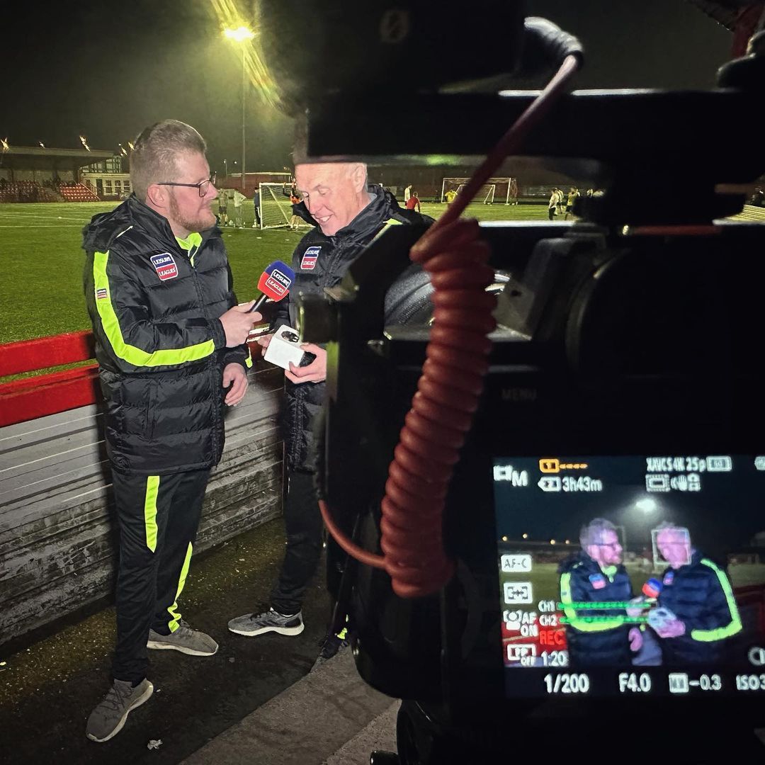 ThatDaveW's tweet image. Great to chat with referee legend Peter Walton last night for Leisure Leagues &amp;amp; Spintso. 

#Presenter #Interviewer #SportsHost #Football