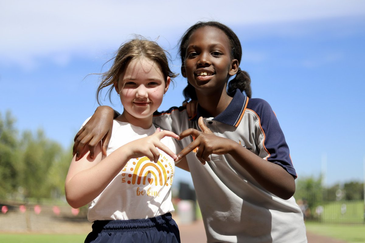MrsDavini's tweet photo. Today we celebrated Harmony Day, 'Everyone belongs'. Harmony day reminds us to appreciate everyone, regardless of their background or circumstances #HCCEllenbrook @Holy_Cross_Coll https://t.co/FUjOUqZQnc