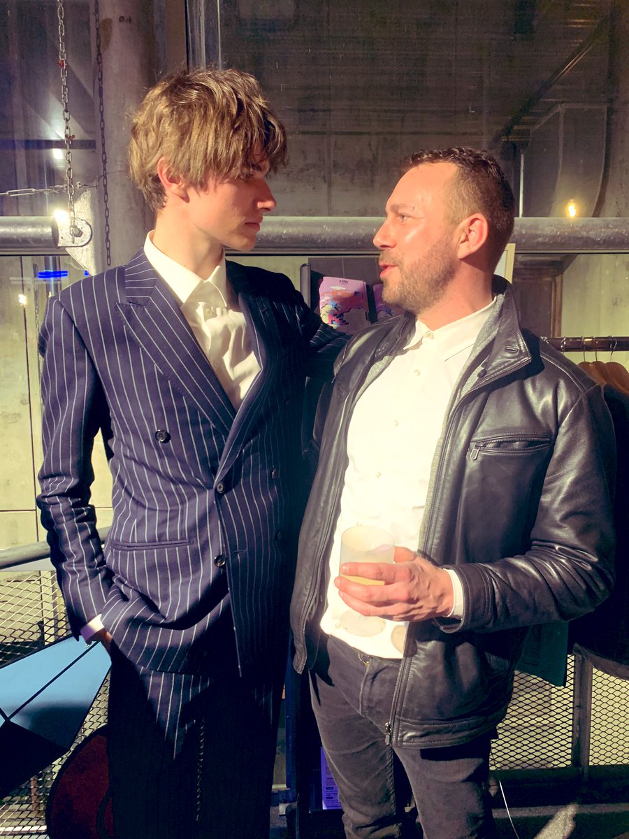 Intonito's tweet photo. Rencontrer un artiste que j’affectionne particulièrement ❤️ et lui parler de la Sasem! 😎 pfiouuuu ces apéros d’avant concert… @iamdonmcqueen #pierredemaere #sacem https://t.co/oLaNCSZqjL