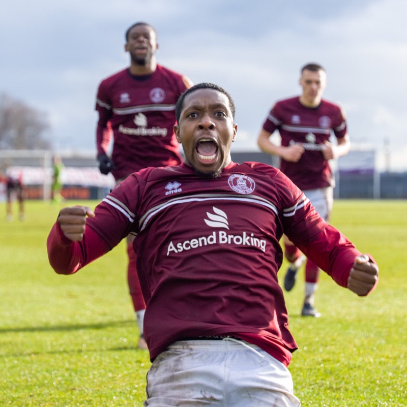 OfficialClarets's tweet photo. 🆕 GAME 🆕 CELEBRATION

@Michaelfolivi continued his fine form at the weekend and blessed us with yet another celebration! We're still waiting on the return of the Cartwheel 🤸

#ClaretsTogether https://t.co/YVqkin7FSV