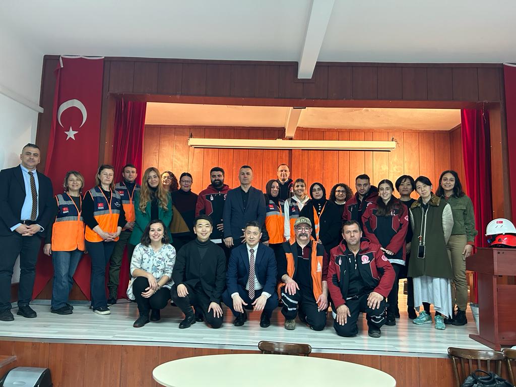 DrrProject's tweet photo. Türkiye’den proje paydaşları olarak Mita Corporation, Yıldız Teknik Üniversitesi, Bahçeşehir Üniversitesi, Beyoğlu Belediyesi ve Japonya’dan Teikyo Heisei Üniversitesi, Ritsuimeikan Üniversitesi, Tokyo Üniversitesi akademisyenleri çalıştaya katıldı. https://t.co/fSnQhLE09u