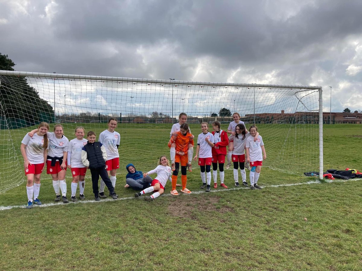 LUFC U13 GIRLS 

⚽️🤍

What a bunch, working hard and digging deep to grind out results! 👏

Congratulations to Amy who was awarded POTM on her first game back from injury! 🤍

#TheWhites