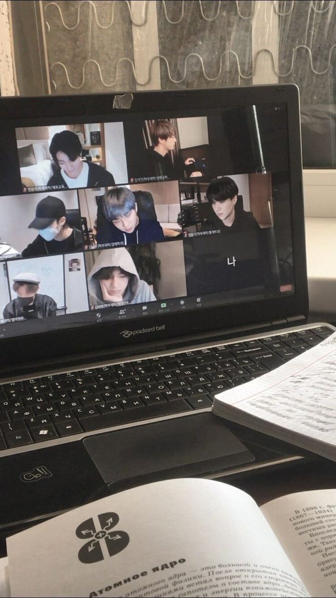 carol ine vai ver o BTS tweet media