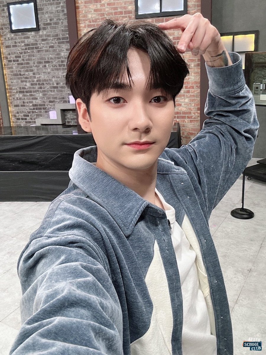 iley_aron's tweet photo. 너무 바쁜데 곽아론 왤케 예쁘냐 유죄인간 볼 수 없는데 예쁜건 죄다 ㅜㅜㅜ https://t.co/NDBvHLAw43