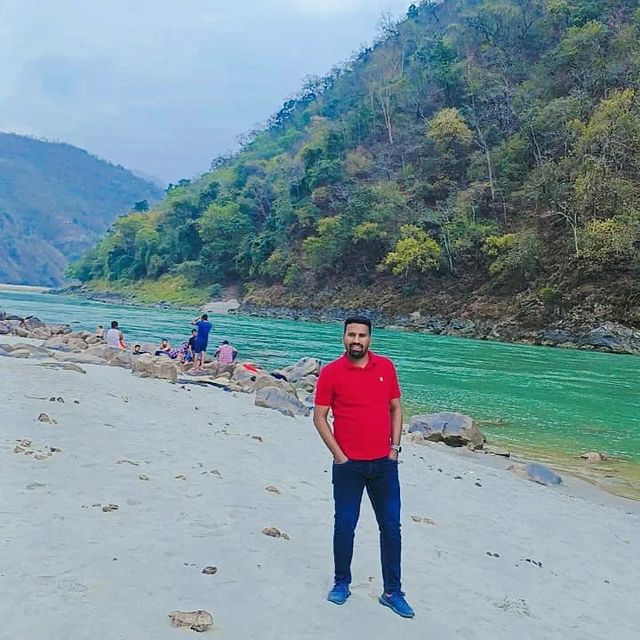pradeepdayal12's tweet photo. सीधे पहाड़ से https://t.co/qfXJE30lJm