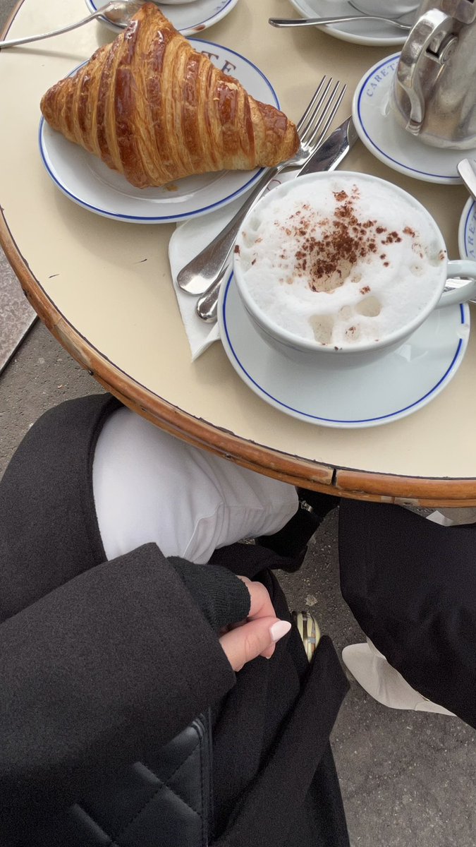 Kawtherri's tweet photo. 💙🇫🇷 https://t.co/oydpl4l2Yr