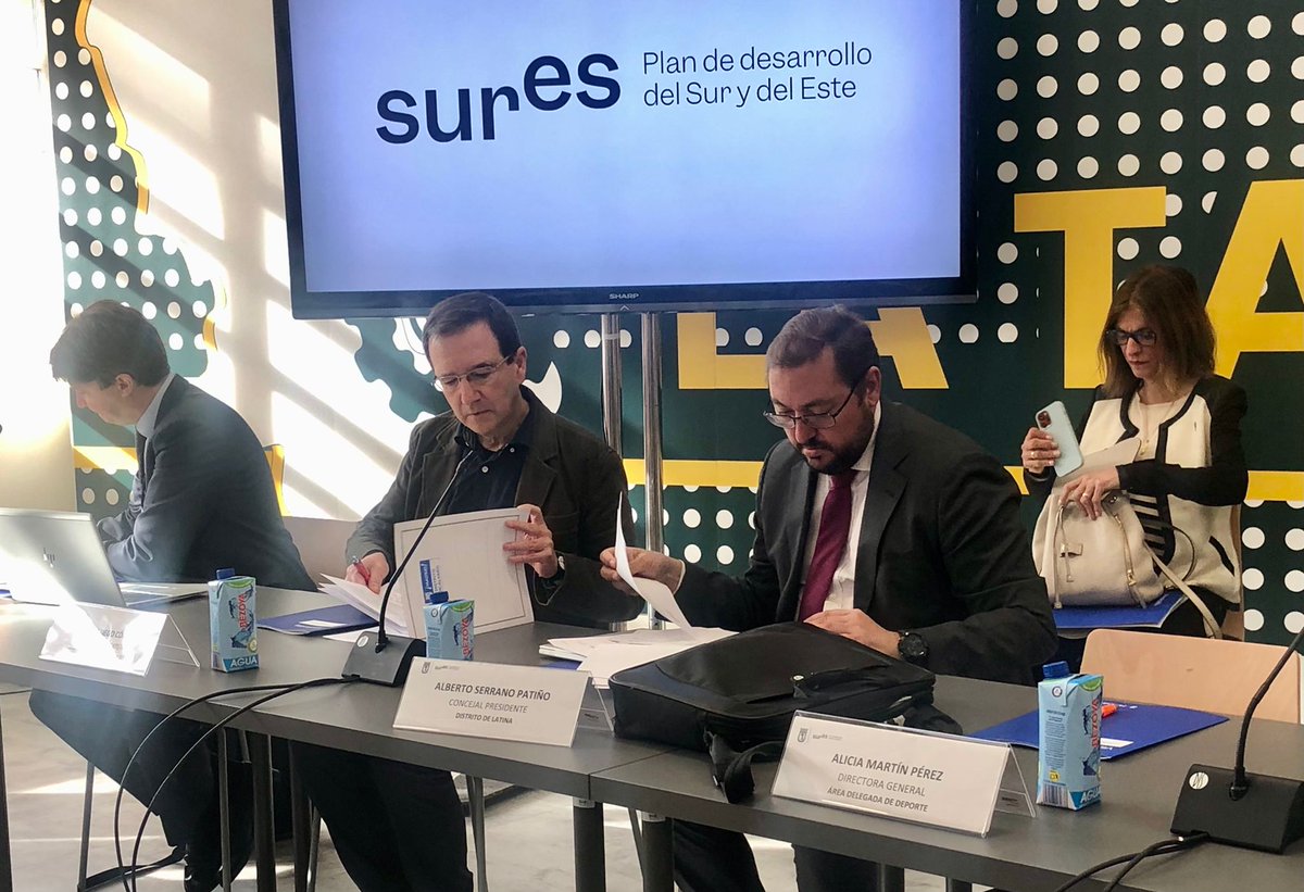 Hoy, Comisión Permanente SURES, en el Campus Digital de San Blas, ejemplo de reequilibrio territorial <a href="/JMD_SanBlas/">Distrito de San Blas-Canillejas</a> <a href="/SilviaSaavedraI/">Silvia Saavedra</a> <a href="/palomagromero/">Paloma García Romero</a> <a href="/MARedondoR/">Miguel Ángel Redondo</a>, 7 mill€ para convertir el arruinado colegio de Santa Marta de Babio en sede de <a href="/aempleomadrid/">Agencia para el Empleo del Ayuntamiento de Madrid</a> y TIC  <a href="/ComunidadMadrid/">Comunidad de Madrid</a>😃