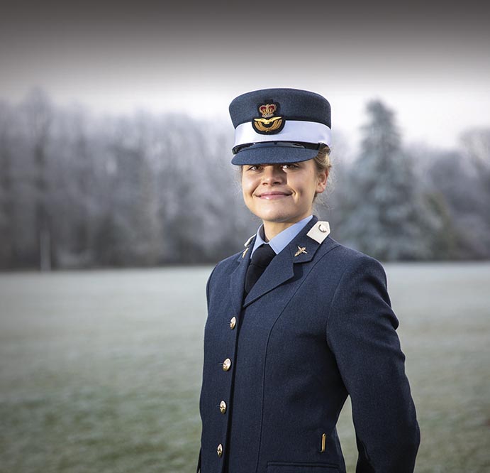 RAFNewsReporter's tweet photo. UK cycling ace Flt Lt Megan Walker has been selected to join the Services Elite Athlete programme. The 25-year-old medical officer, who graduated at Cranwell earlier this year will now pursue her professional sports career alongside her role with the Armed Forces. https://t.co/QFnIhv4ef4