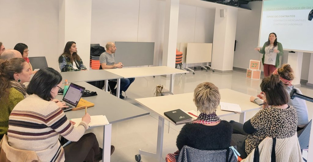 REASEuskadi's tweet photo. Gaur saio bikoitza dugu ekintzailetzan, #prESStatzen eta #Sendotzen ¡hoy doble sesión del área de emprendimiento! https://t.co/Mnoi1coEAj